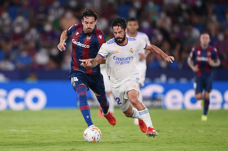 Levante UD v Real Madrid CF - La Liga Santander